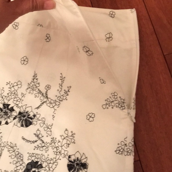 LOFT Pleated Skirt - Picture 4 of 5